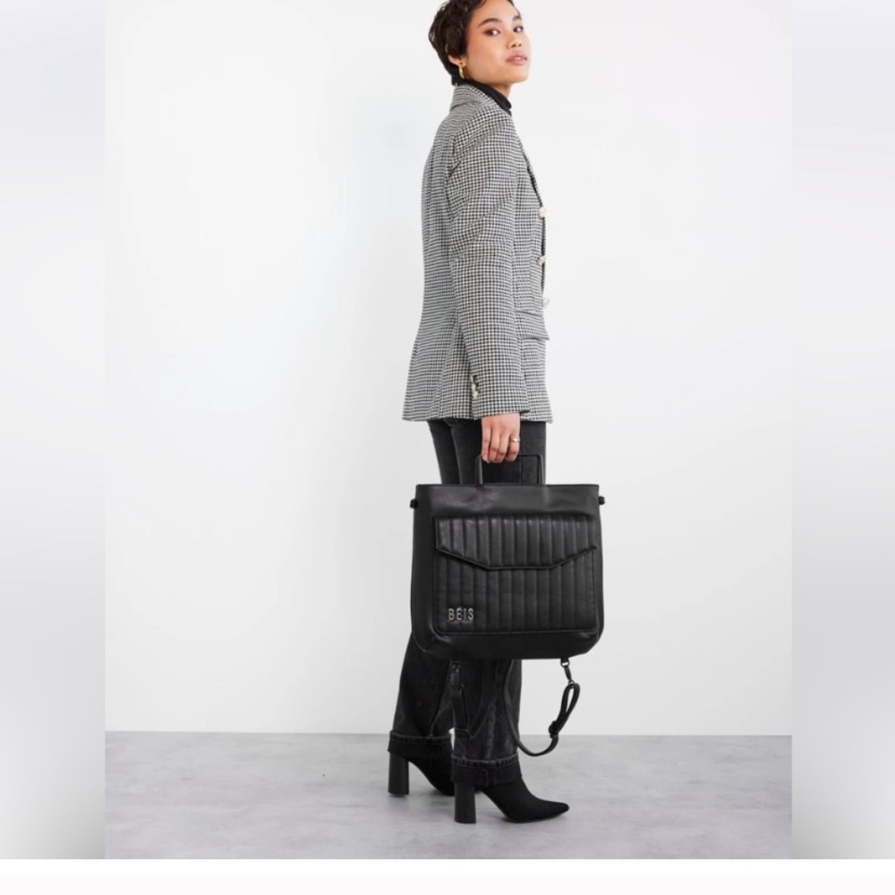 Beis Messenger Backpack NWT